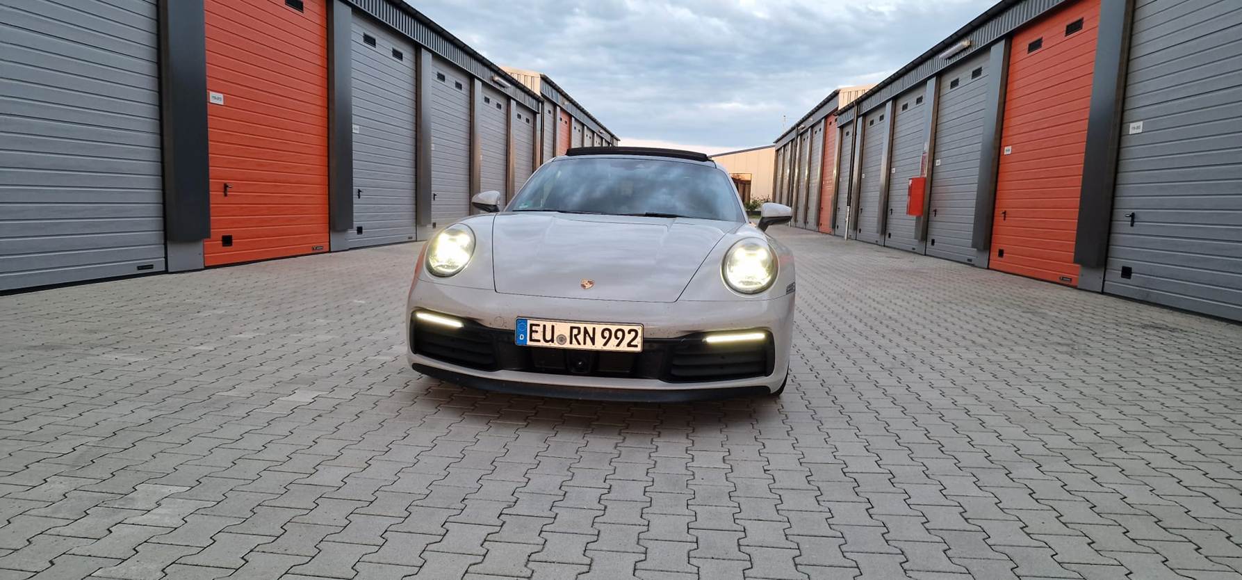 Ein Bild, das Landfahrzeug, Fahrzeug, Text, Rad enth�lt.

KI-generierte Inhalte k�nnen fehlerhaft sein.