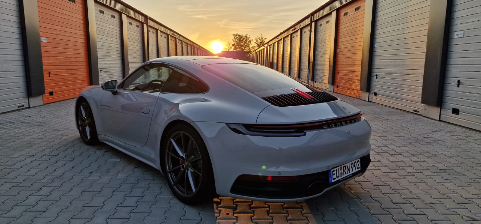Ein Bild, das Fahrzeug, Rad, Landfahrzeug, Reifen enth�lt.

KI-generierte Inhalte k�nnen fehlerhaft sein.